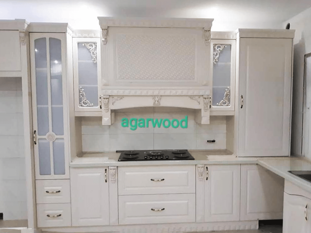 کابینت آشپزخانه ممبران کلاسیک که با شکل L